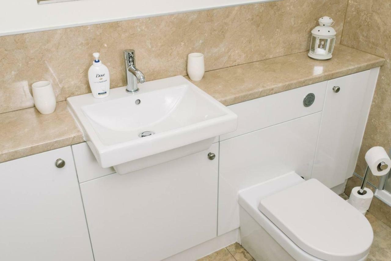Joivy Great Location! Heart Of City Centre 3Bed Apartment Единбург Екстер'єр фото