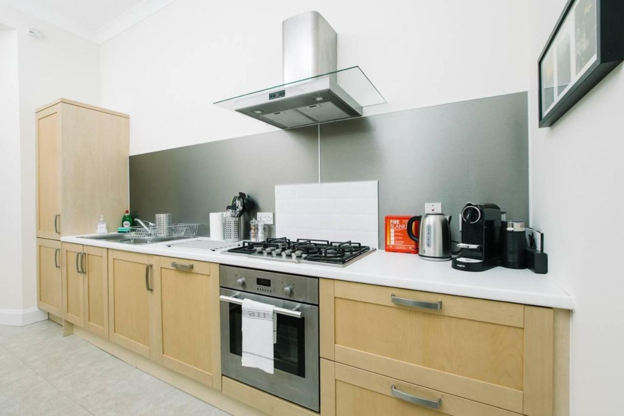 Joivy Great Location! Heart Of City Centre 3Bed Apartment Единбург Екстер'єр фото